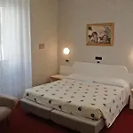 Hotell Grand Milano 4*
