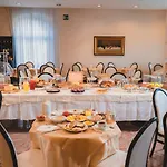 Hotell Grand Milano 4*