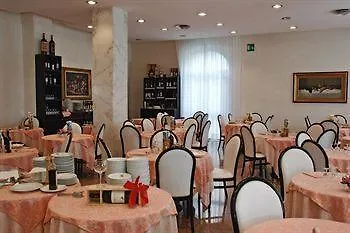 Grand Milano 4*